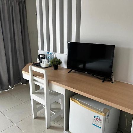 Nana Chat Bangsaen Hotel Si Racha Zewnętrze zdjęcie