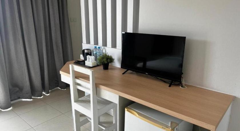 Nana Chat Bangsaen Hotel Si Racha Zewnętrze zdjęcie
